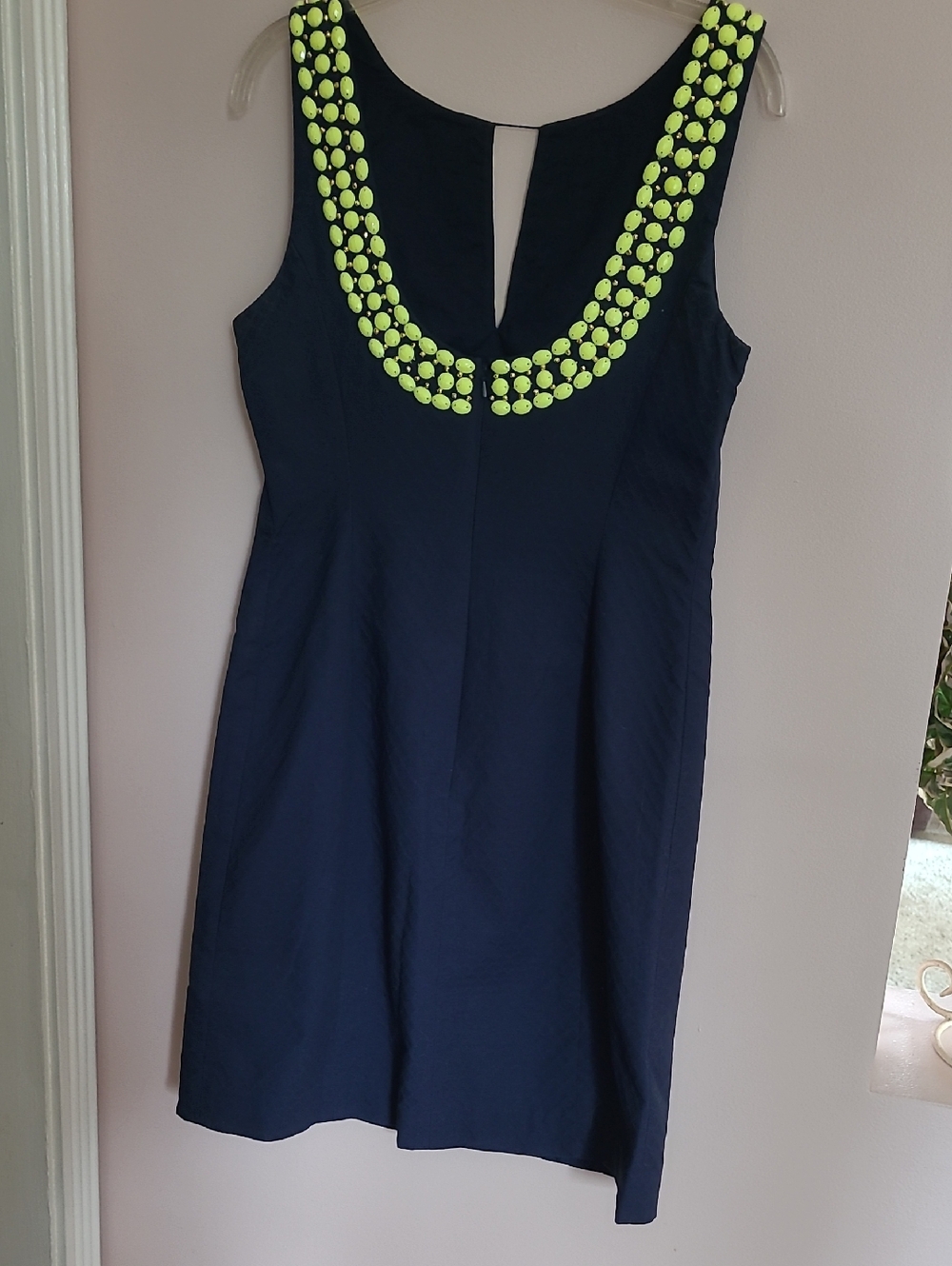 Lilly Pulitzer Navy Sleeveless Shift Dress with Yellow Beaded Neckline >like NEW - Picture 5 of 6